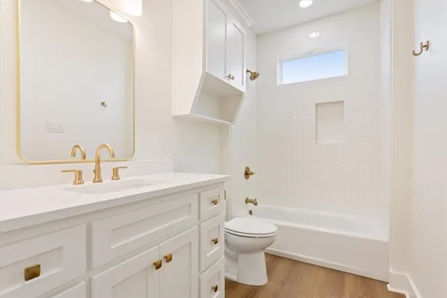 $949,900 | 919 Fawn Drive, McGregor, TX 76657