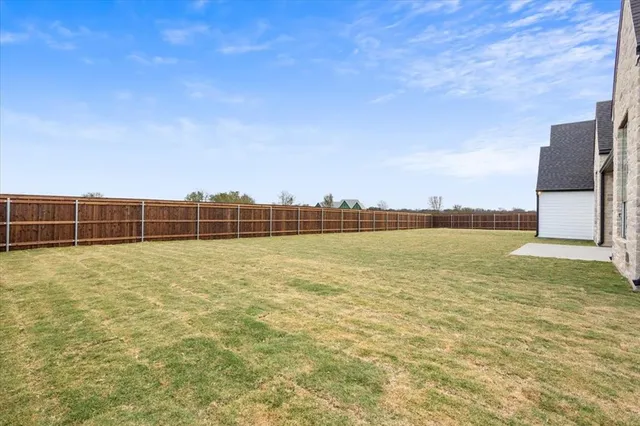 $949,900 | 919 Fawn Drive, McGregor, TX 76657