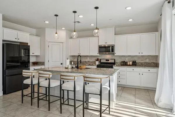 $699,999 | 2915 Shaver Street, Fairfield, CA 94533