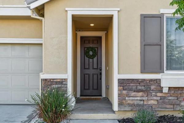 $699,999 | 2915 Shaver Street, Fairfield, CA 94533