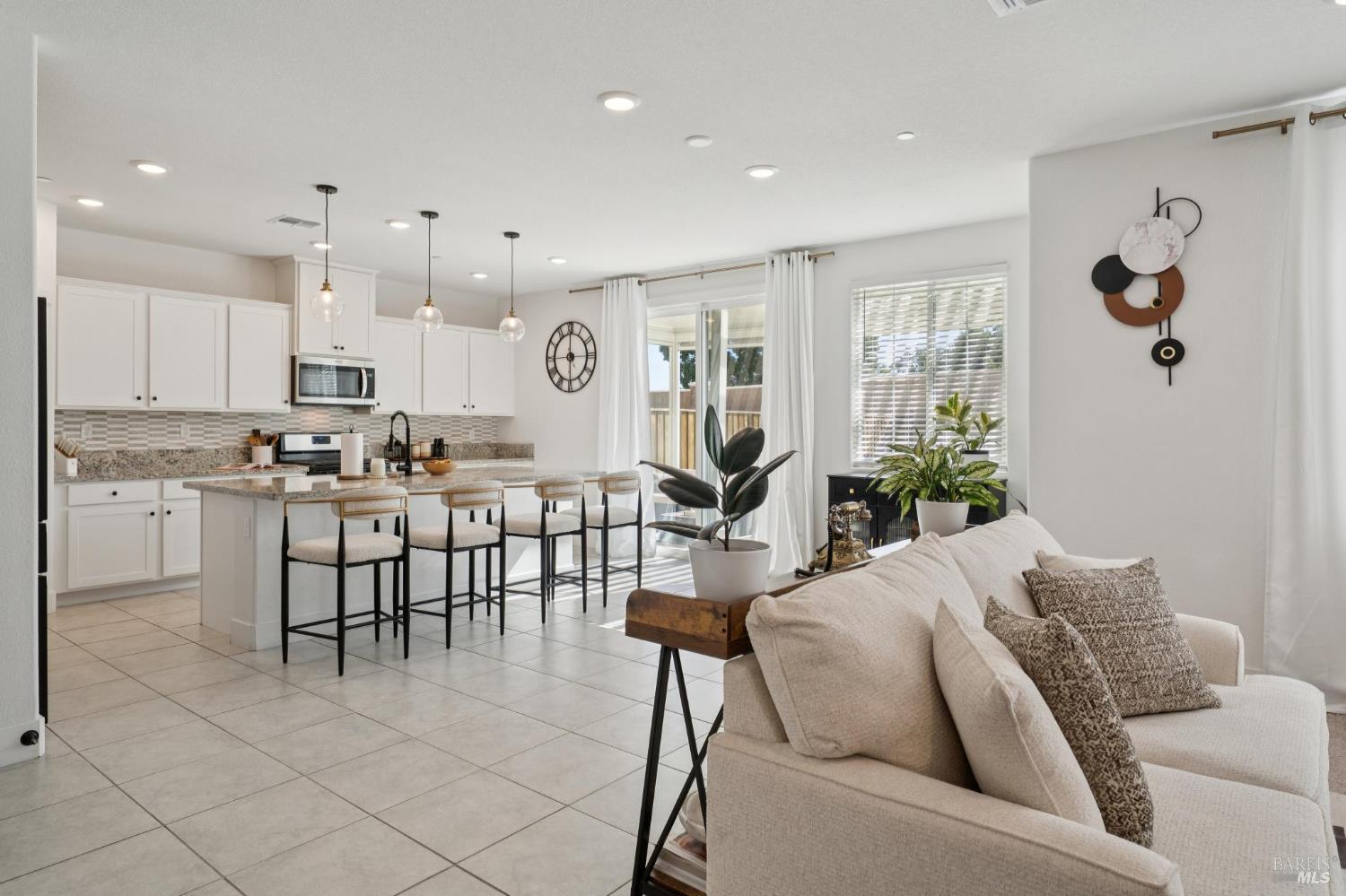 2915 Shaver Street Fairfield, CA 94533 - Photo 5 of 35