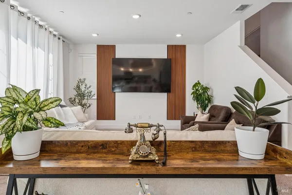 $699,999 | 2915 Shaver Street, Fairfield, CA 94533