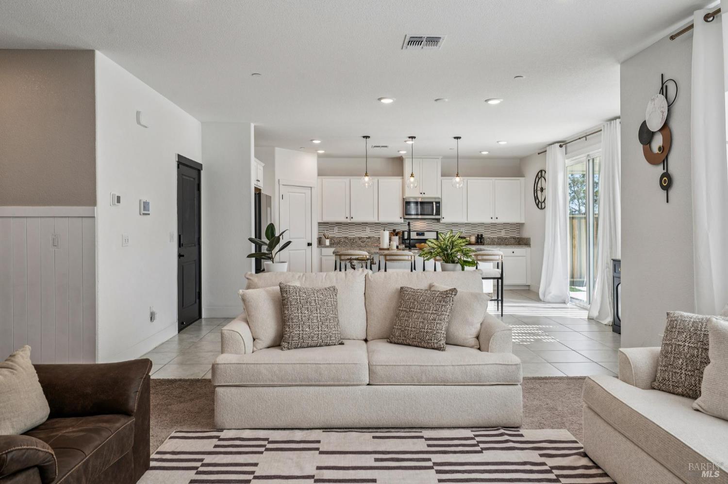 2915 Shaver Street Fairfield, CA 94533 - Photo 9 of 35