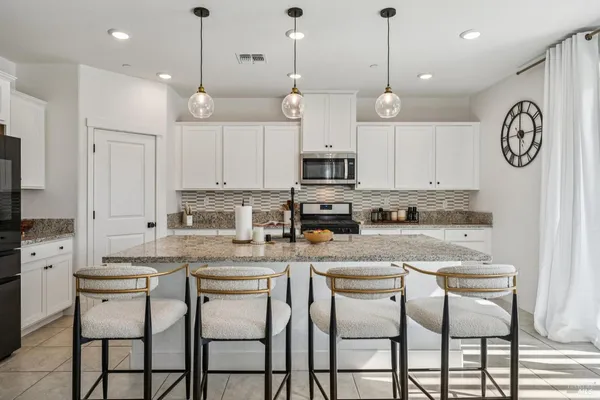 $699,999 | 2915 Shaver Street, Fairfield, CA 94533