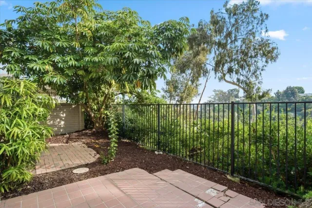 $1,349,000 | 8725 Caminito Abrazo, La Jolla, CA 92037
