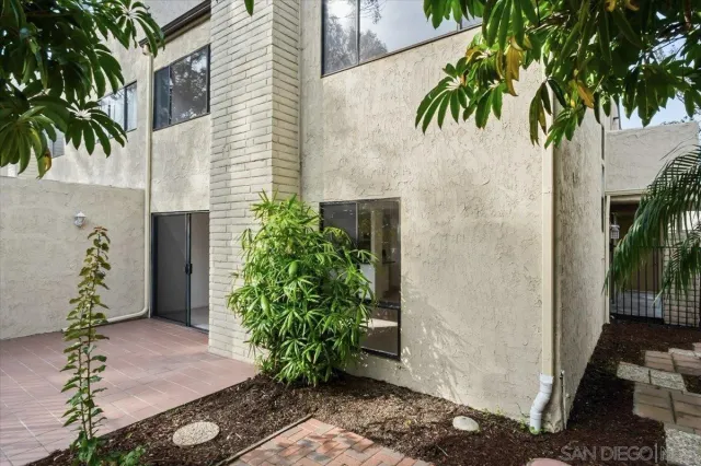 $1,349,000 | 8725 Caminito Abrazo, La Jolla, CA 92037