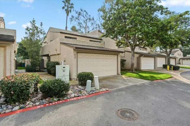 $1,349,000 | 8725 Caminito Abrazo, La Jolla, CA 92037