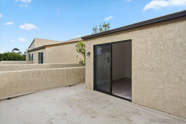 $1,349,000 | 8725 Caminito Abrazo, La Jolla, CA 92037