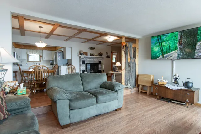 $624,900 | 46474 Bay Avenue, Isle, MN 56342