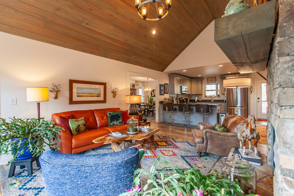 404 Caldwell Road Brasstown, NC 28902 - Photo 21 of 76 Gallery Image 21