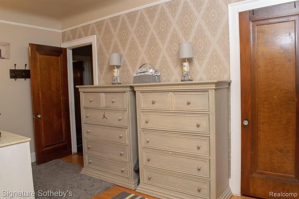 1318 Audubon Road Grosse Pointe Park, MI 48230 - Photo 19 of 35