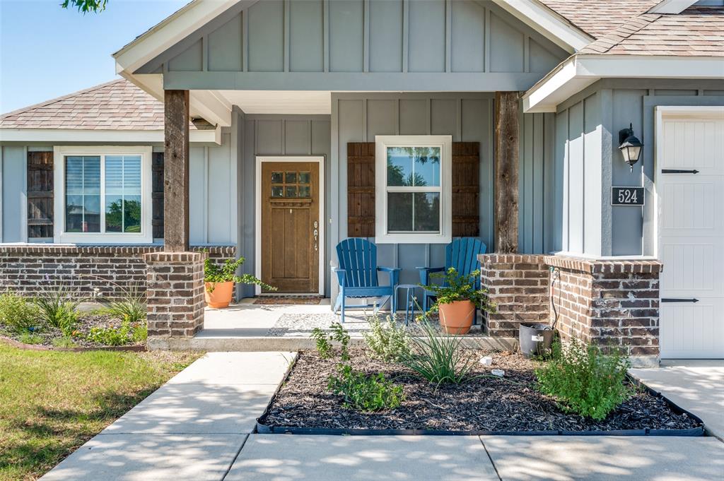 524 East Carol Street Pilot Point, TX 76258 - Photo 5 of 30