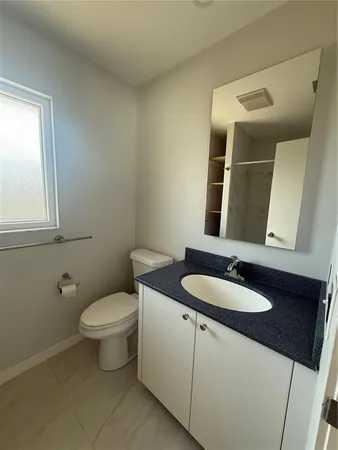 $1,800 | 2118 Michele Drive, Sarasota, FL 34231