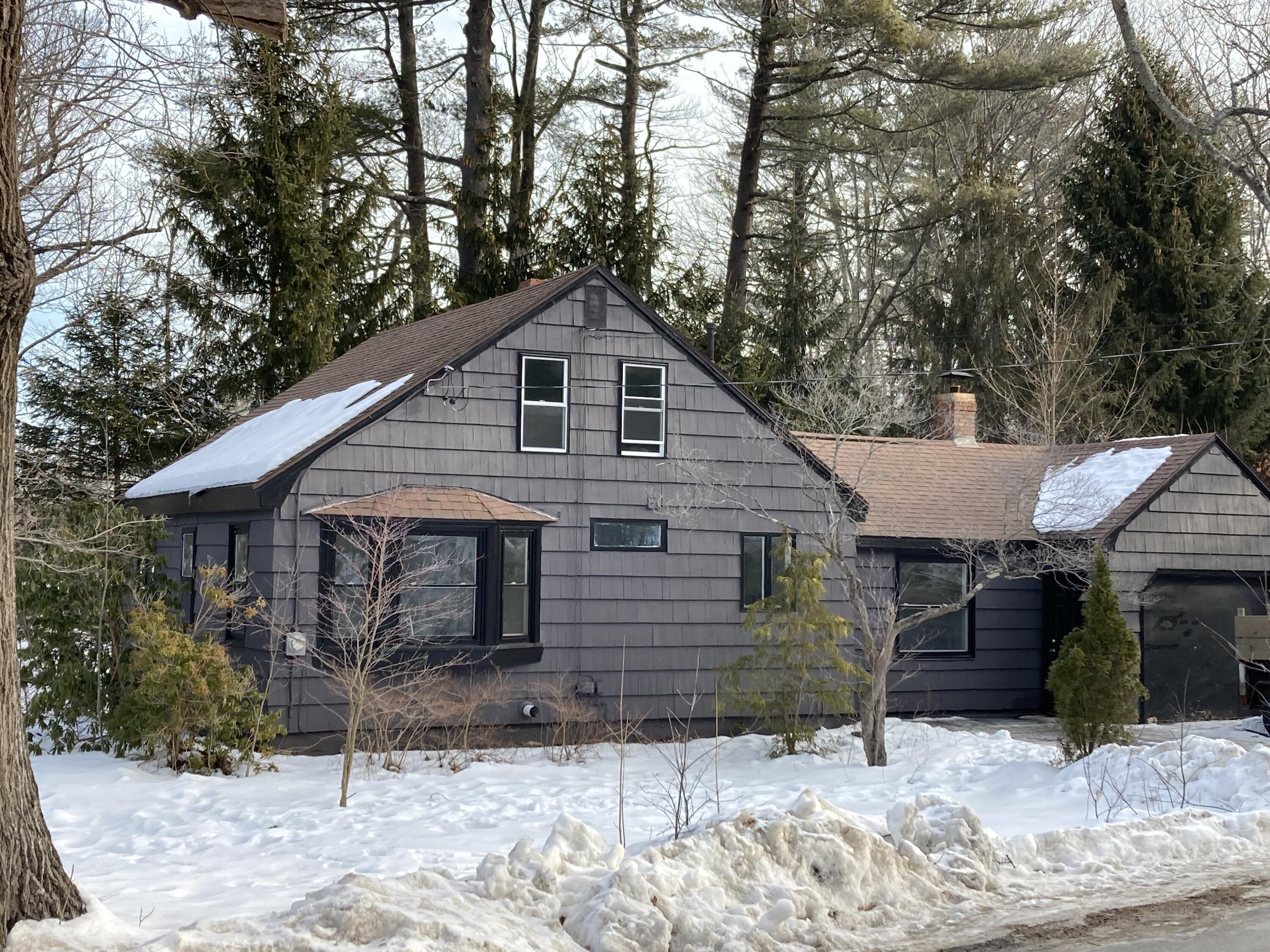 69 Middle Road Falmouth, ME 04105 - Photo 1 of 12 IMG_0028