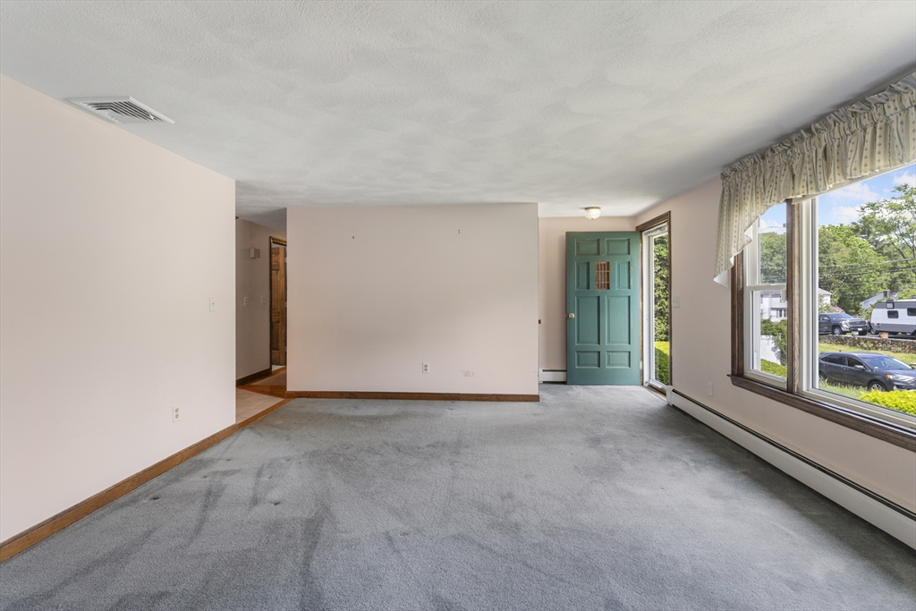 1 Robin Road Milford, MA 01757 - Photo 13 of 28 Gallery Image 13