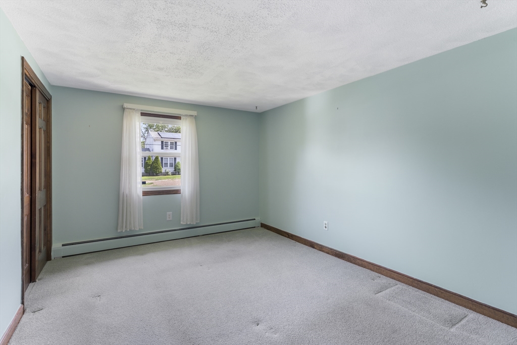 1 Robin Road Milford, MA 01757 - Photo 16 of 28 Gallery Image 16