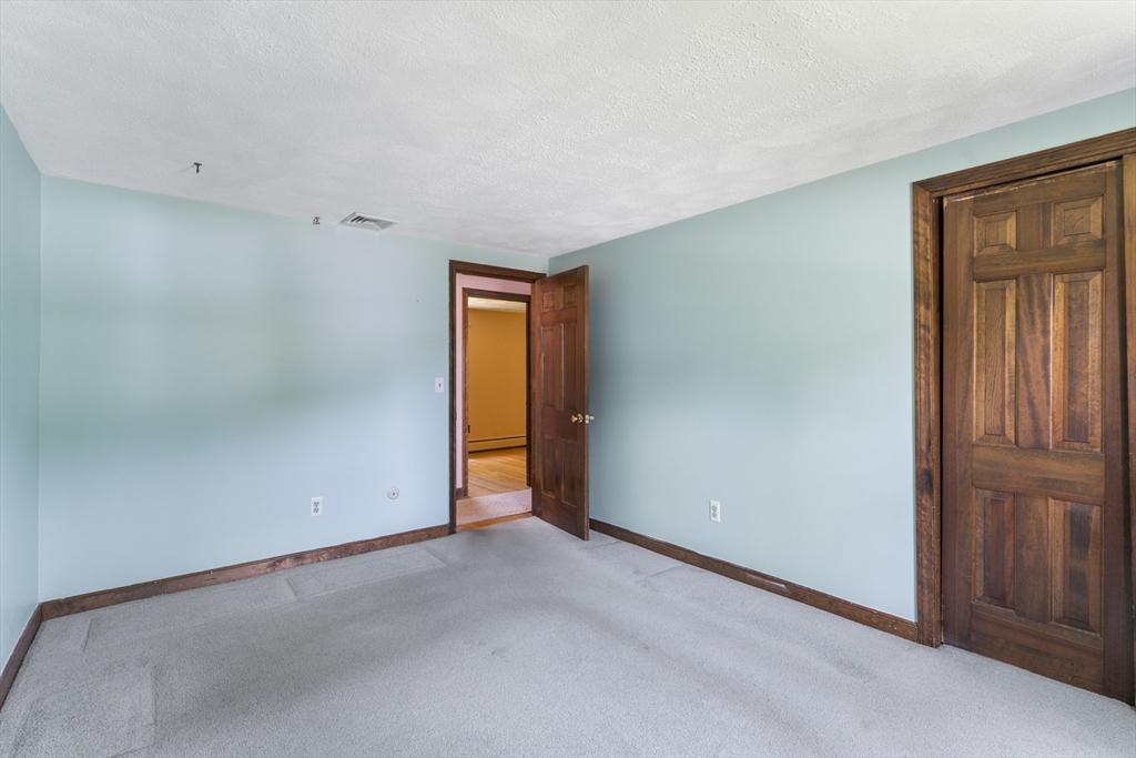 1 Robin Road Milford, MA 01757 - Photo 17 of 28 Gallery Image 17