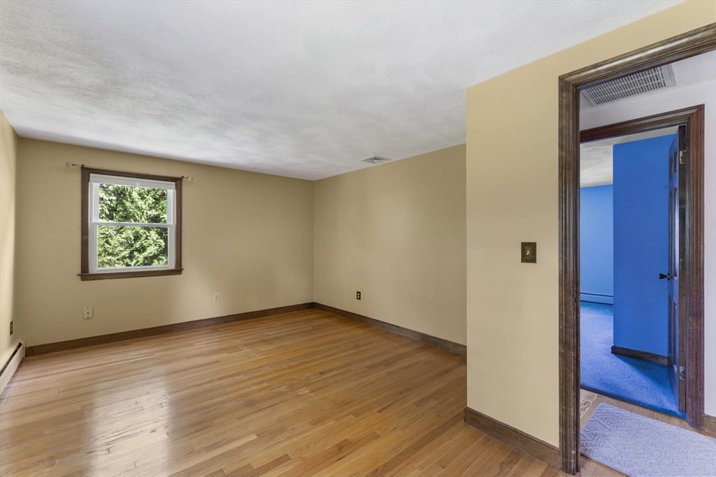 1 Robin Road Milford, MA 01757 - Photo 18 of 28 Gallery Image 18