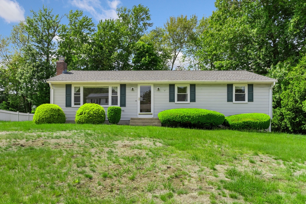 1 Robin Road Milford, MA 01757 - Photo 2 of 28 Gallery Image 2