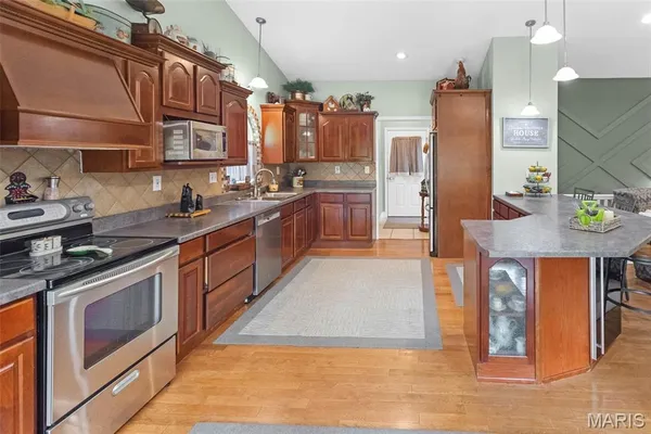 $429,900 | 315 Westview Drive, Edwardsville, IL 62025