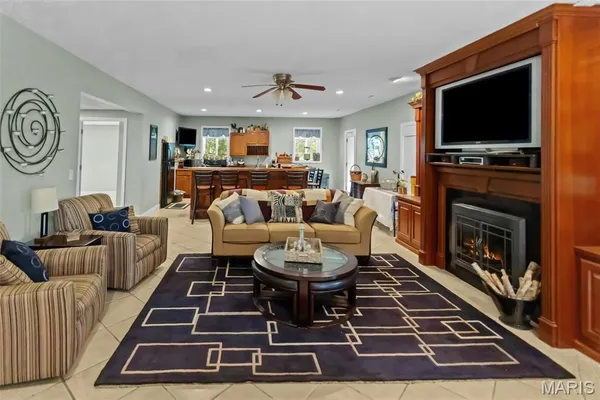 $429,900 | 315 Westview Drive, Edwardsville, IL 62025