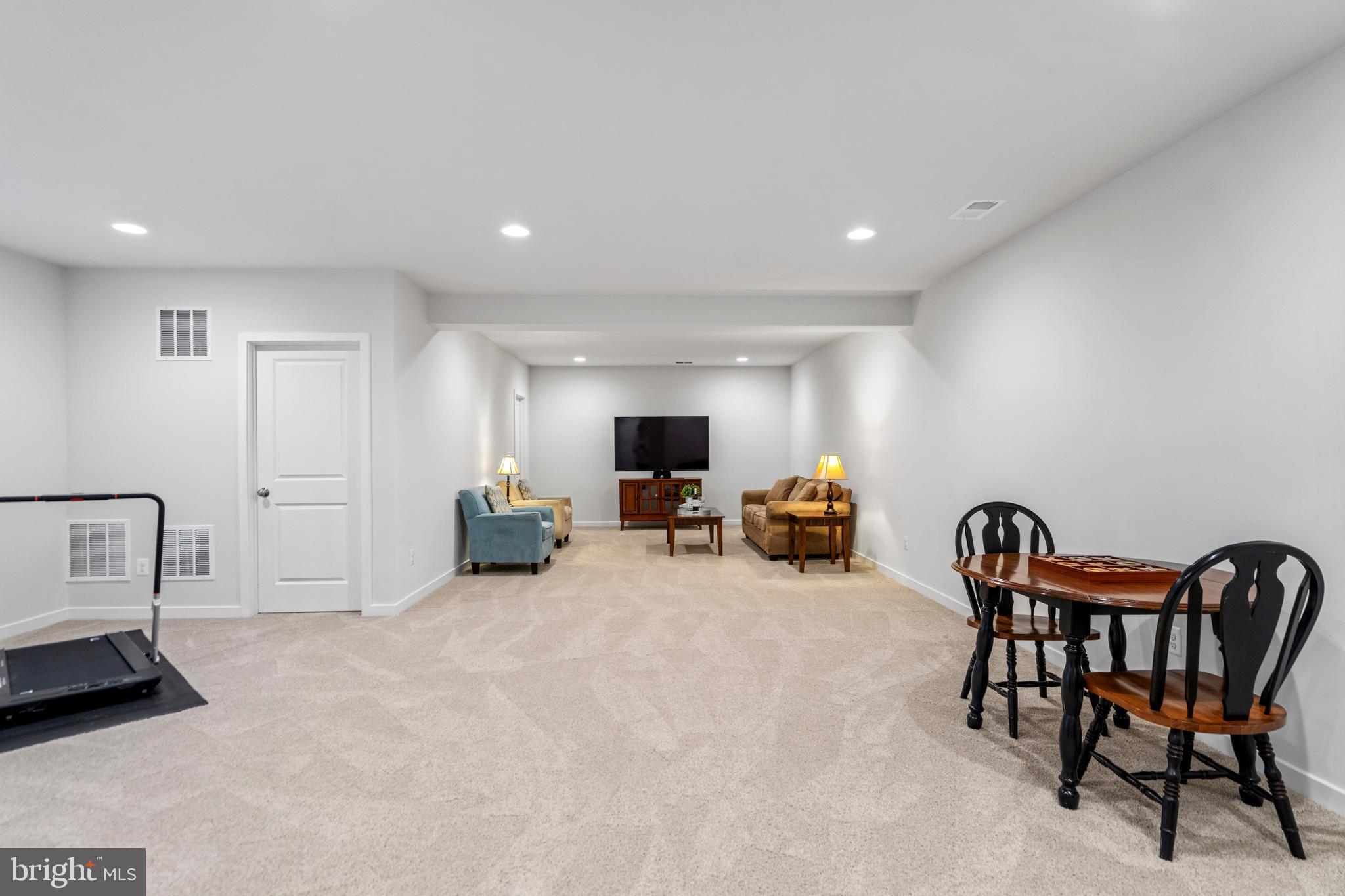 42064 Creighton Road Brambleton, VA 20148 - Photo 35 of 56 So Much Space!