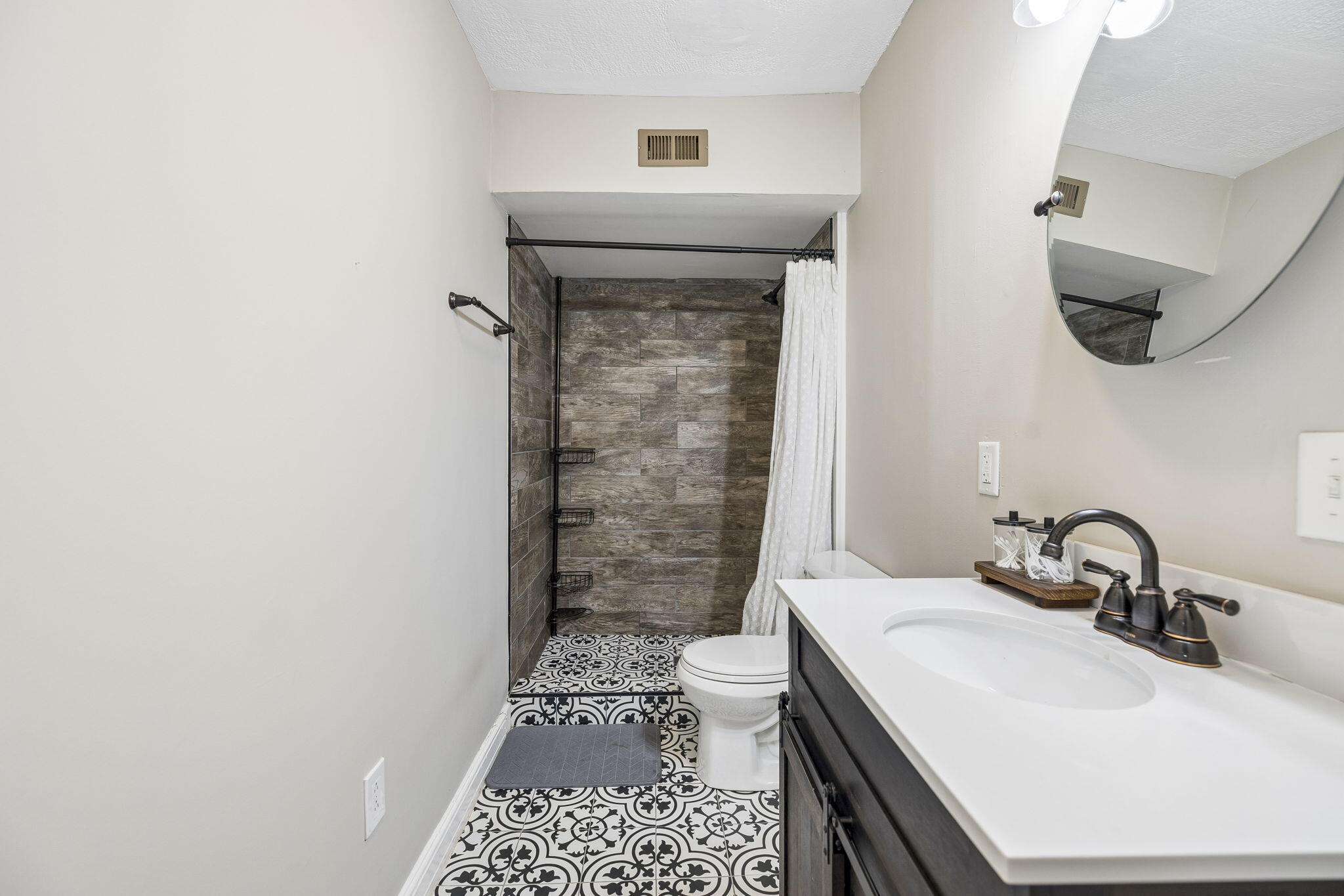 103 South Germantown Road Chattanooga, TN 37411 - Photo 9 of 42 11-103 S Germantown Rd Chattanooga - 011