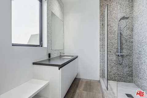 $3,795,000 | 6610 Maryland Drive, Los Angeles, CA 90048