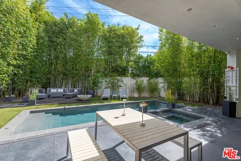 $3,795,000 | 6610 Maryland Drive, Los Angeles, CA 90048