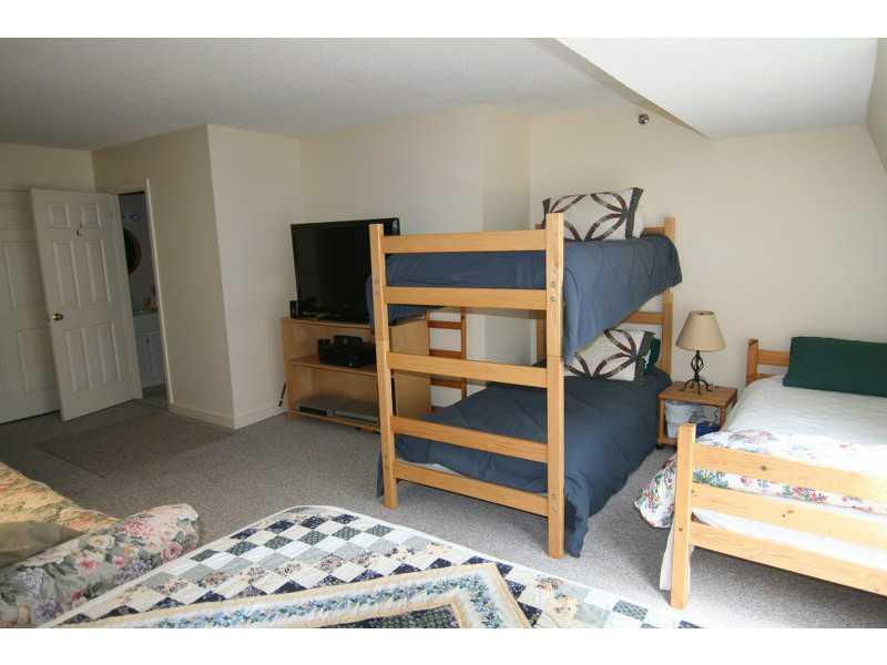 280 Skiway Road, Unit 2E Newry, ME 04261 - Photo 22 of 35 Bedroom.