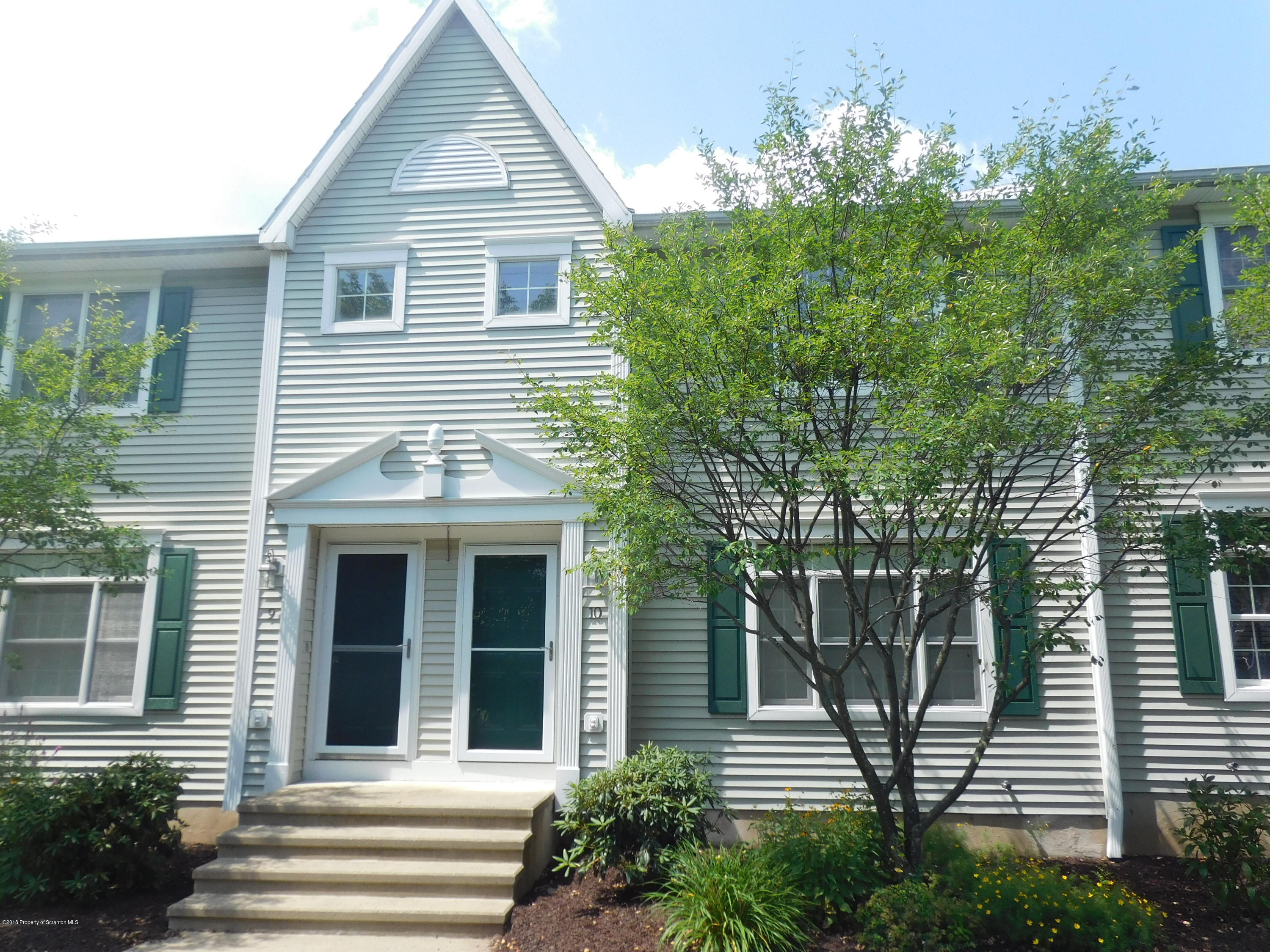 10 Lakeside Common Clarks Summit, PA 18411 - Photo 1 of 13 Gallery Image 1
