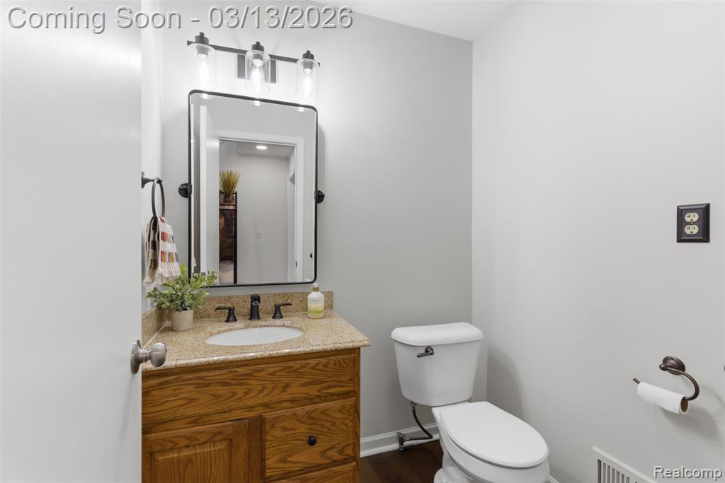 9417 Van Antwerp Road Brighton, MI 48116 - Photo 17 of 54 Gallery Image 17
