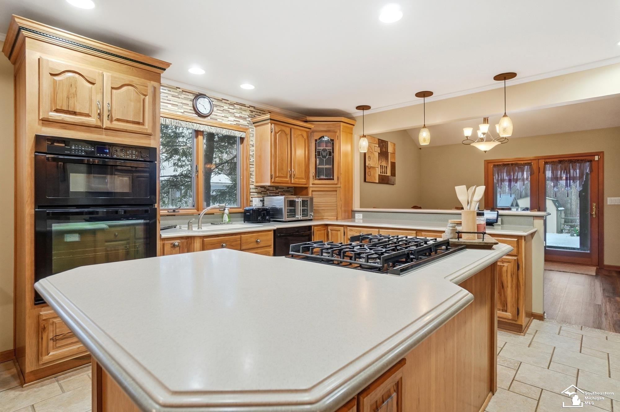 343 East Hurd Road Monroe, MI 48162 - Photo 16 of 77 50197071-636df54b-0b34-403e-a364-550658346e59.JPG