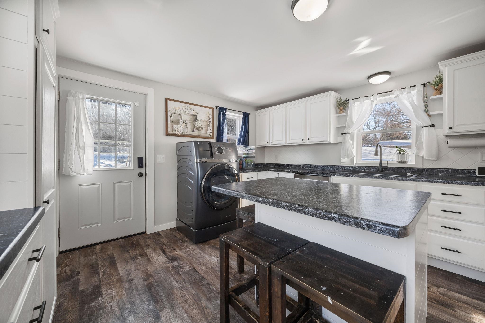 10130 East County Rd A Janesville, WI 53546 - Photo 11 of 78