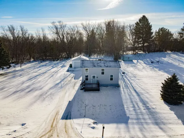 $275,000 | 10130 East County Rd A, Janesville, WI 53546