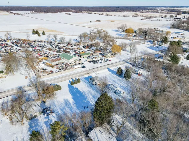 $275,000 | 10130 East County Rd A, Janesville, WI 53546