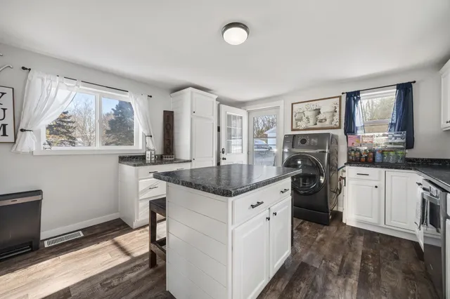 $275,000 | 10130 East County Rd A, Janesville, WI 53546