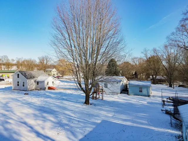 $275,000 | 10130 East County Rd A, Janesville, WI 53546