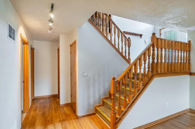 $365,000 | 7922 Bracken Parkway, Hobart, IN 46342