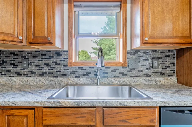 $365,000 | 7922 Bracken Parkway, Hobart, IN 46342