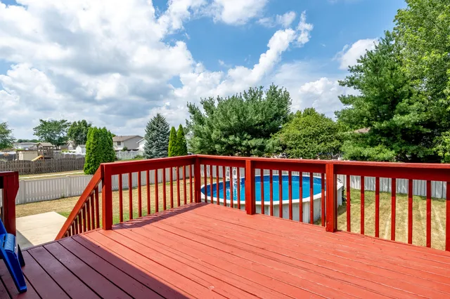 $365,000 | 7922 Bracken Parkway, Hobart, IN 46342