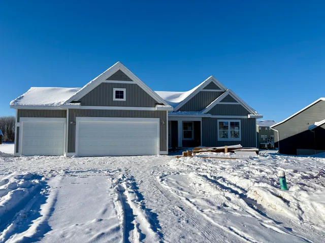 $539,900 | 7341 Graymoor Street Southeast, Caledonia, MI 49316