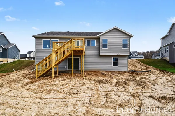 $539,900 | 7341 Graymoor Street Southeast, Caledonia, MI 49316