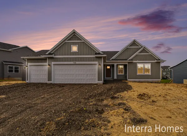 $539,900 | 7341 Graymoor Street Southeast, Caledonia, MI 49316