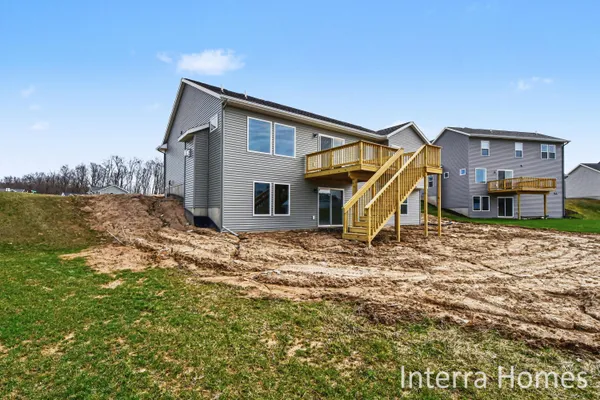 $539,900 | 7341 Graymoor Street Southeast, Caledonia, MI 49316