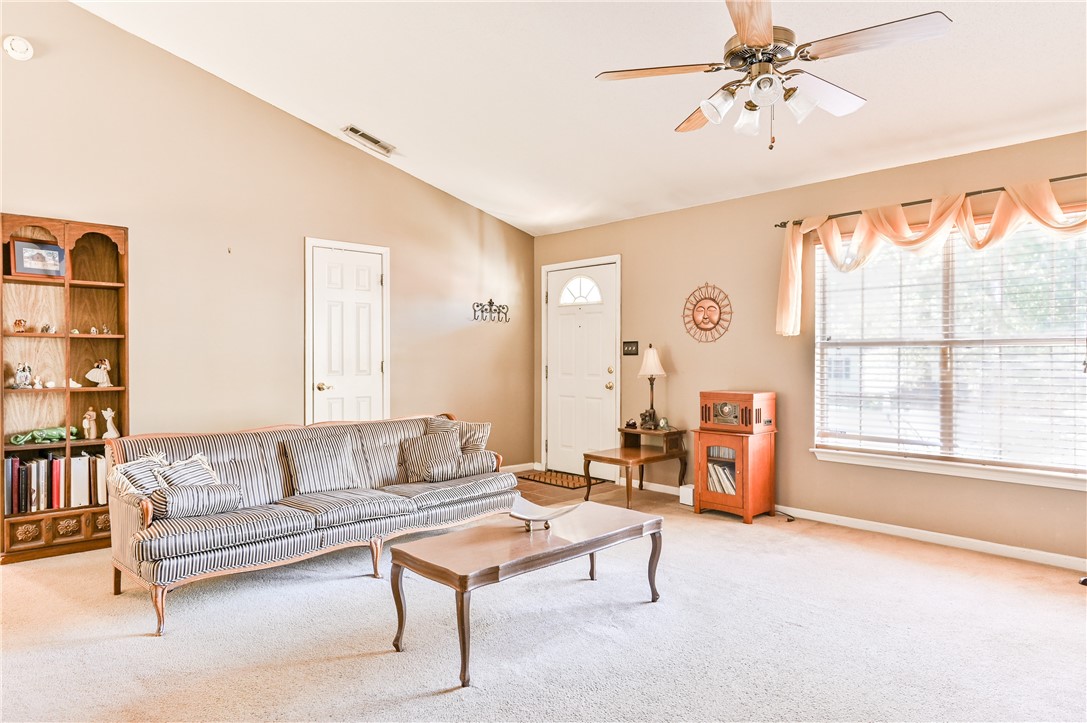 216 Hunters Lane Anderson, SC 29625 - Photo 6 of 17 Gallery Image 6