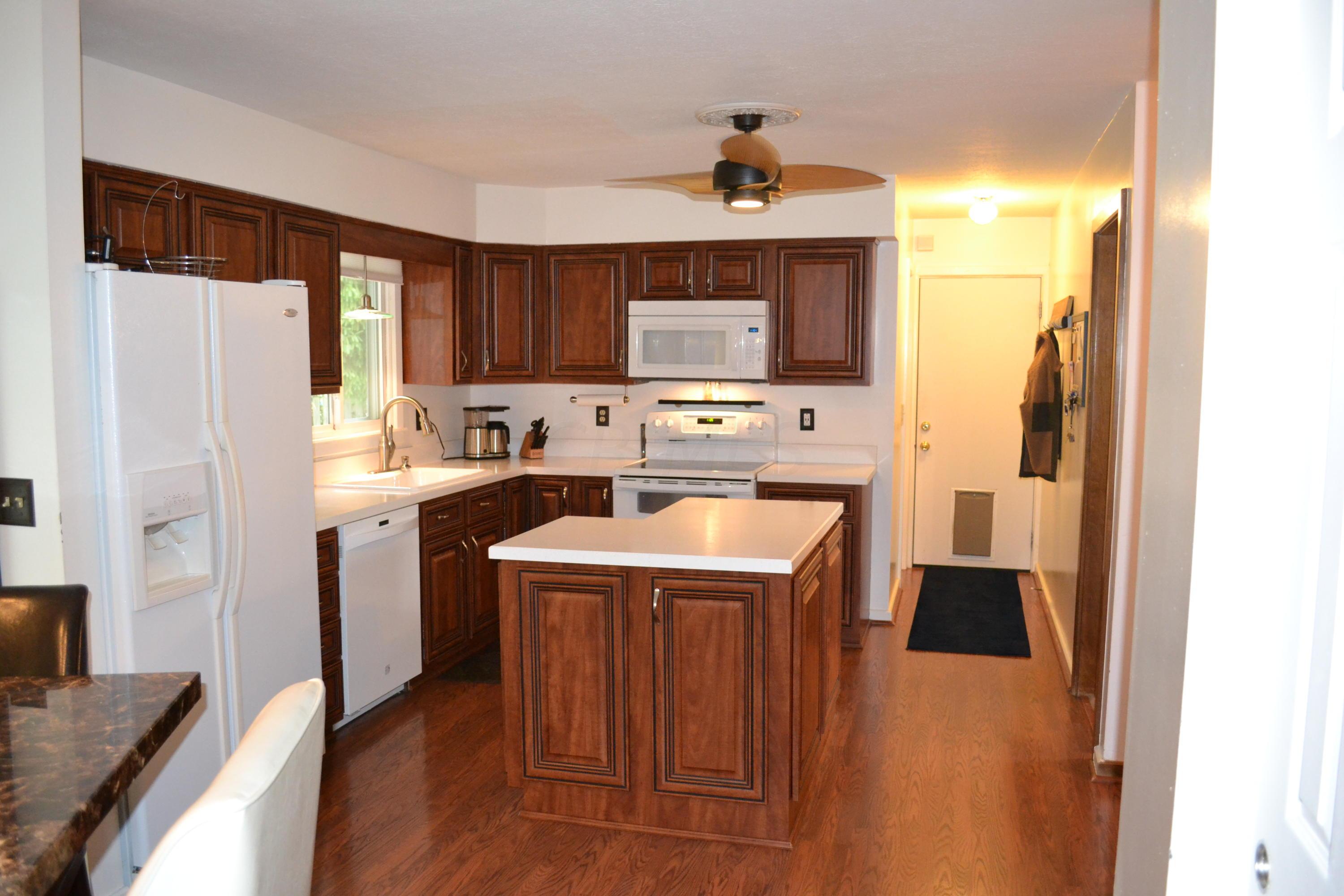 2077 Stancrest Road Dublin, OH 43016 - Photo 18 of 30 Gallery Image 18