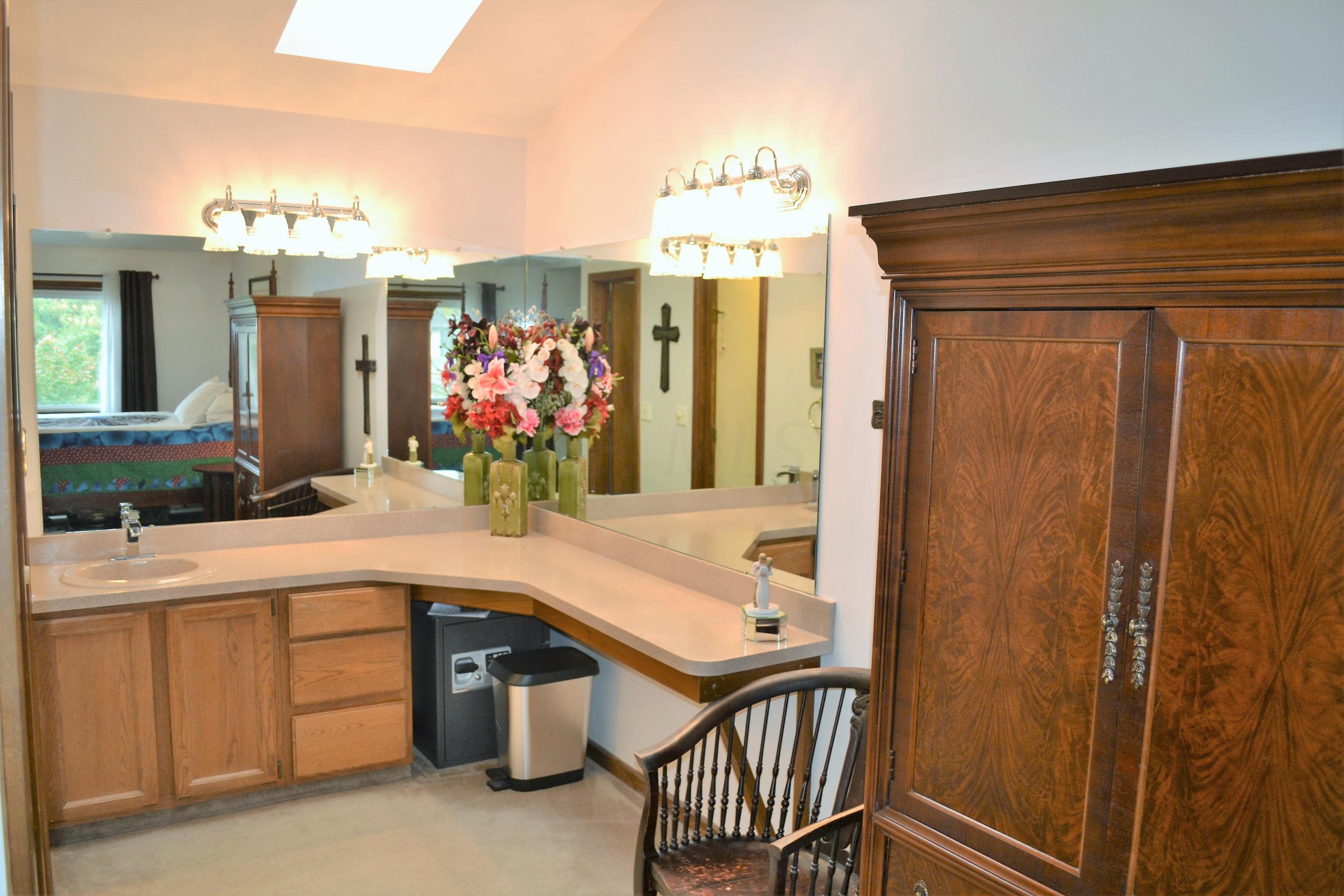 2077 Stancrest Road Dublin, OH 43016 - Photo 26 of 30 Gallery Image 26