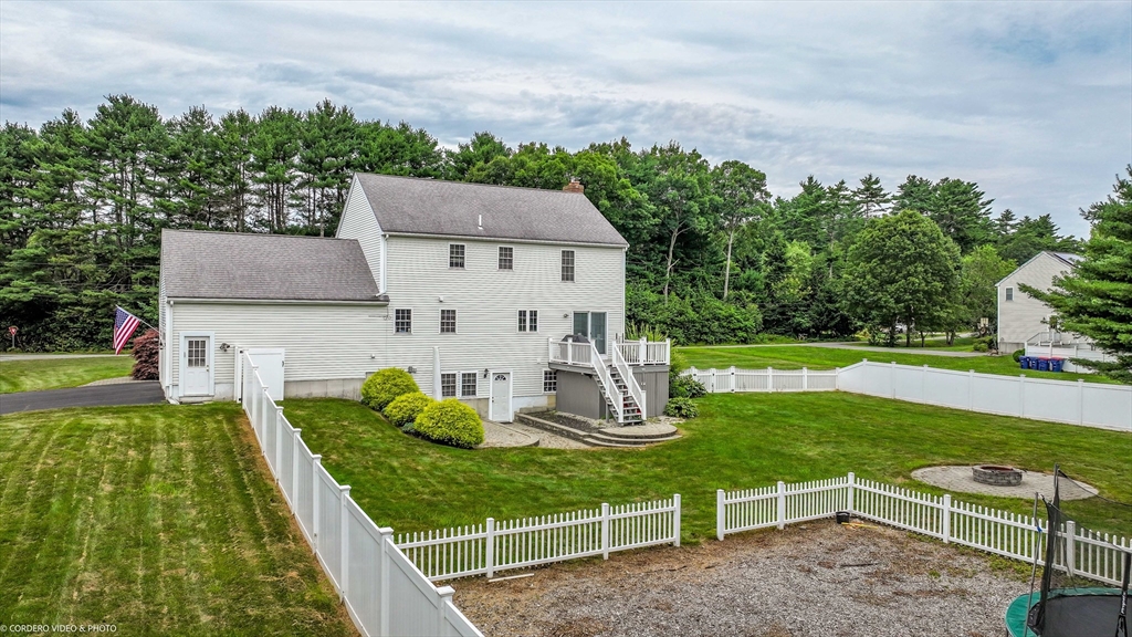 110 Quaker Lane Rochester, MA 02770 - Photo 33 of 37