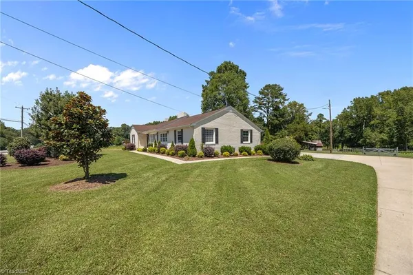 $850,000 | 9256 Us Highway, High Point, NC 27263